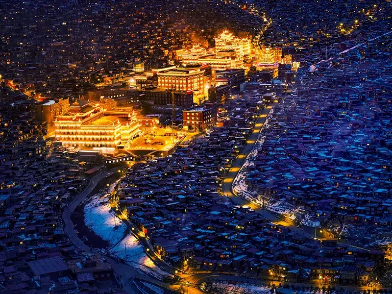 [Seda & Daocheng] Buddhist Academy + Yuzixi + Daocheng Yading + Inkstone Park + Mount Siguniang 8-Day Tour - Sichuan tour