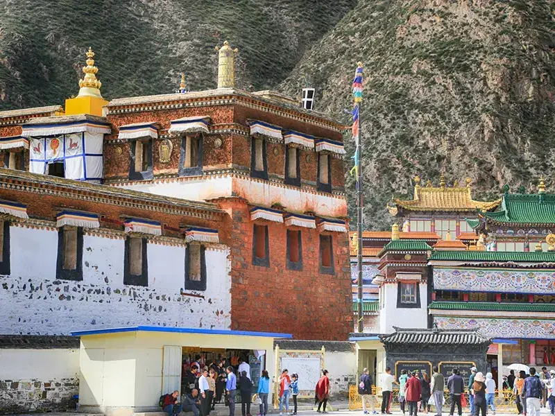 [Gannan Hidden Realm] Emutang + Lianbao Yaze + Langmu Temple + Zhagana + Flower Lake + Yellow River First Bend 7-Day Tour