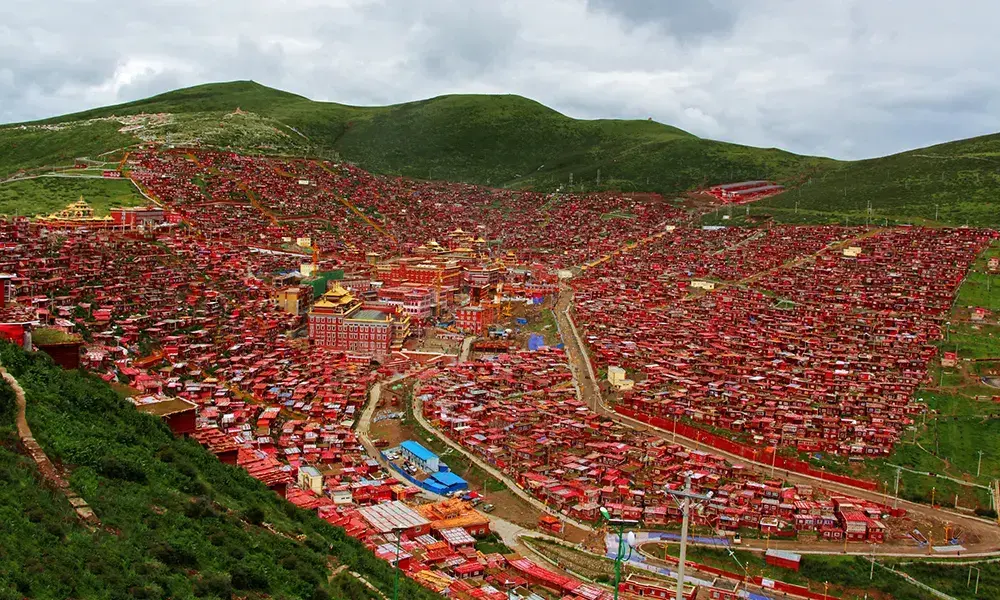 [Seda & Daocheng] Buddhist Academy + Yuzixi + Daocheng Yading + Inkstone Park + Mount Siguniang 8-Day Tour - Sichuan 2