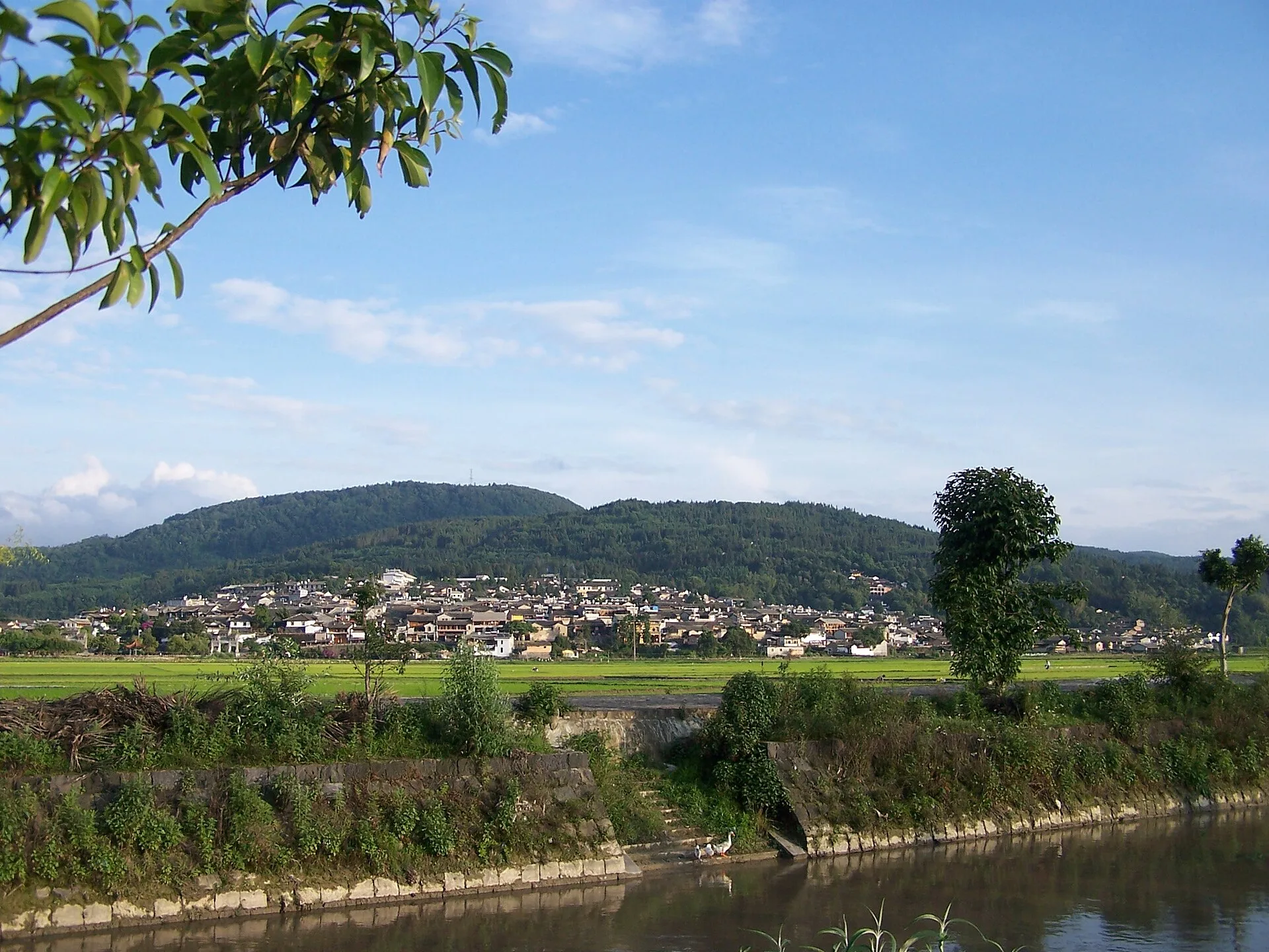 West Yunnan: Dali, Tengchong & Mangshi | 6 Days Small Group | Dali + Heshun Town + Rehai Hot Springs + Beihai Wetland + Mangshi, 2-7 pax - Yunnan 2