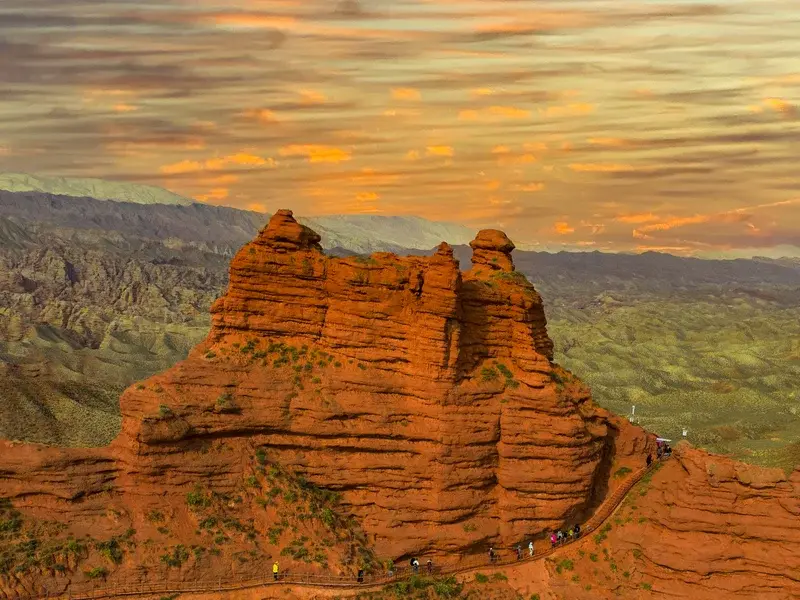 Zhangye Pingshanhu Grand Canyon Guide: A Redder, Wilder Rival to the Colorado - Spot Guides