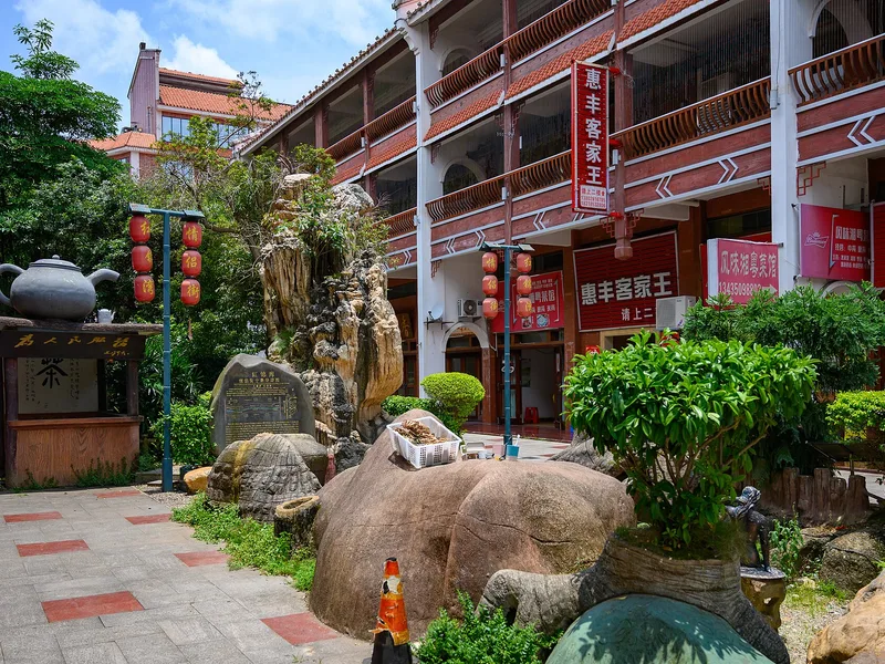 Danxia Mountain Shaoguan: 48-Hour Ticket, Walking Routes & Two Days Well Spent