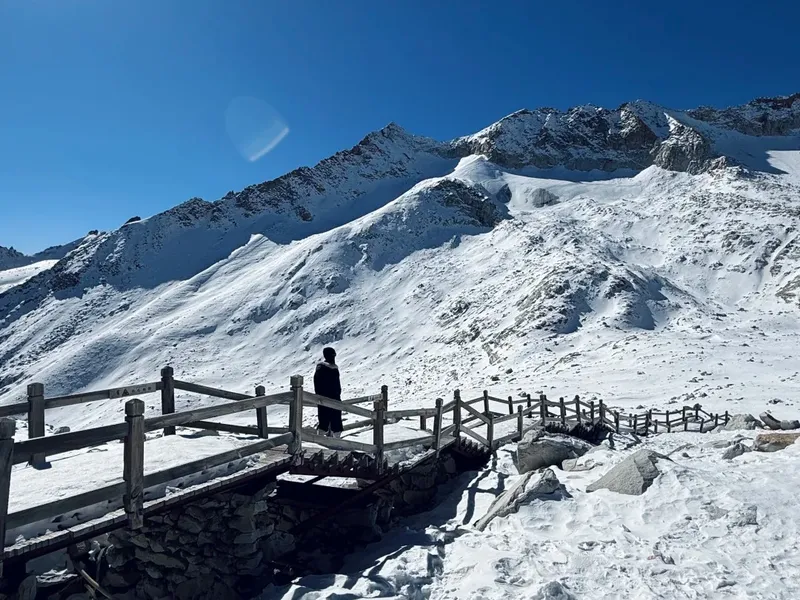 Dagu Glacier Self-Driving Guide (Heishui Autumn Foliage + Snow Mountain) - Route Guides