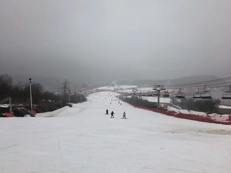 Xiling Snow Mountain Ski Guide (Chengdu Winter)
