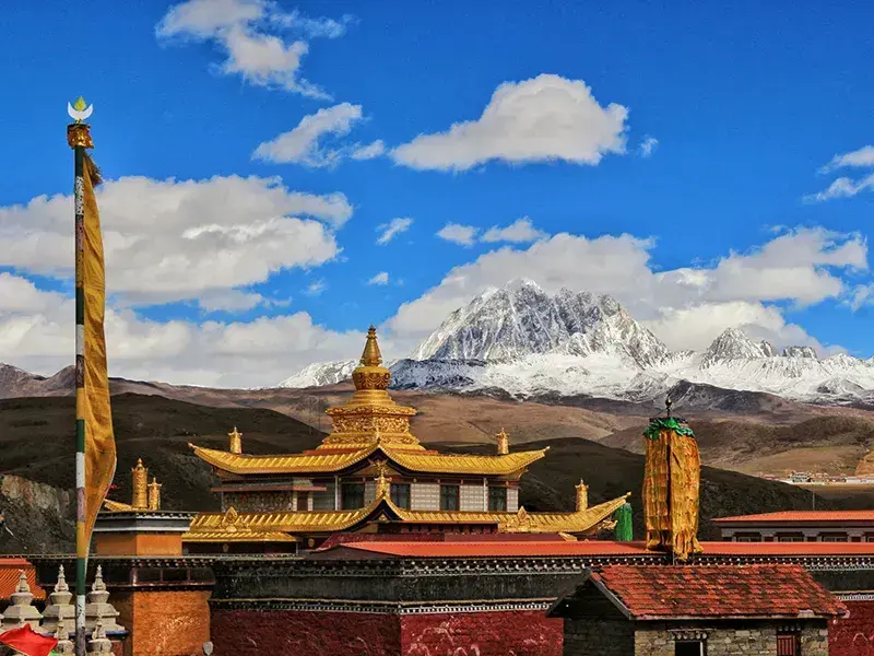 Sichuan's 3 Core Travel Routes: Western Sichuan Grand Loop, Jiuzhai-Huanglong Line, and Basin Culture Line—Each Worth a Week