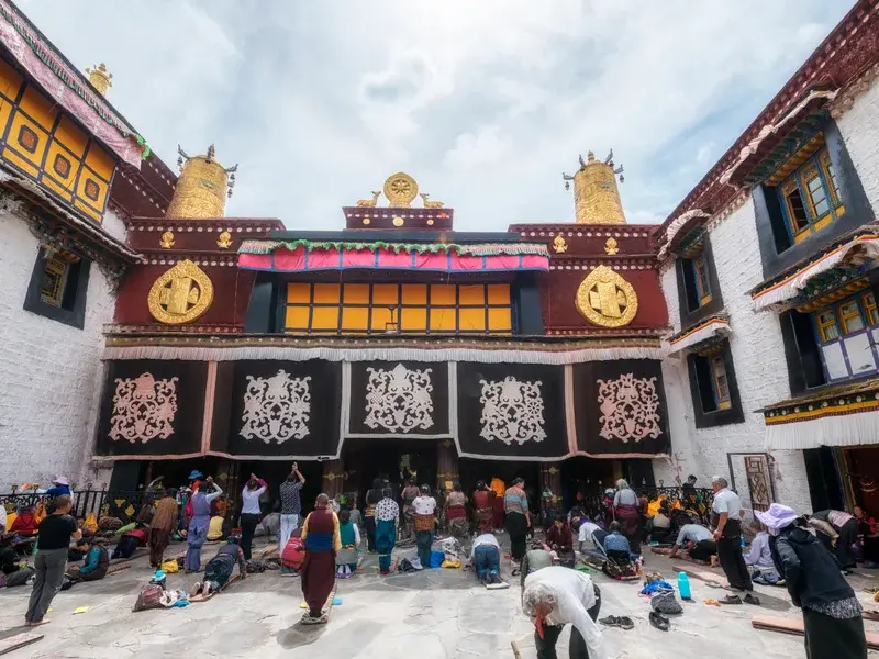 Lhasa 3-Day Classic First-Timer's Guide: How to Do Tibet Right the First Time - Route Guides