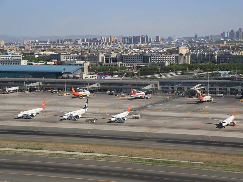 Urumqi Tianshan International Airport to Downtown: A Beginner's Transportation Guide for Landing in Xinjiang