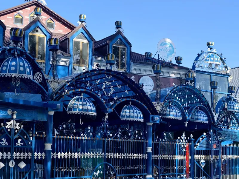 Kazanqi Ethnic Cultural District in Yining: How to Explore (Blue Streets + Cultural Experience) - Culture
